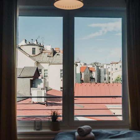Beautiful New Studio, 400M From The Square Apartman Plzeň Kültér fotó